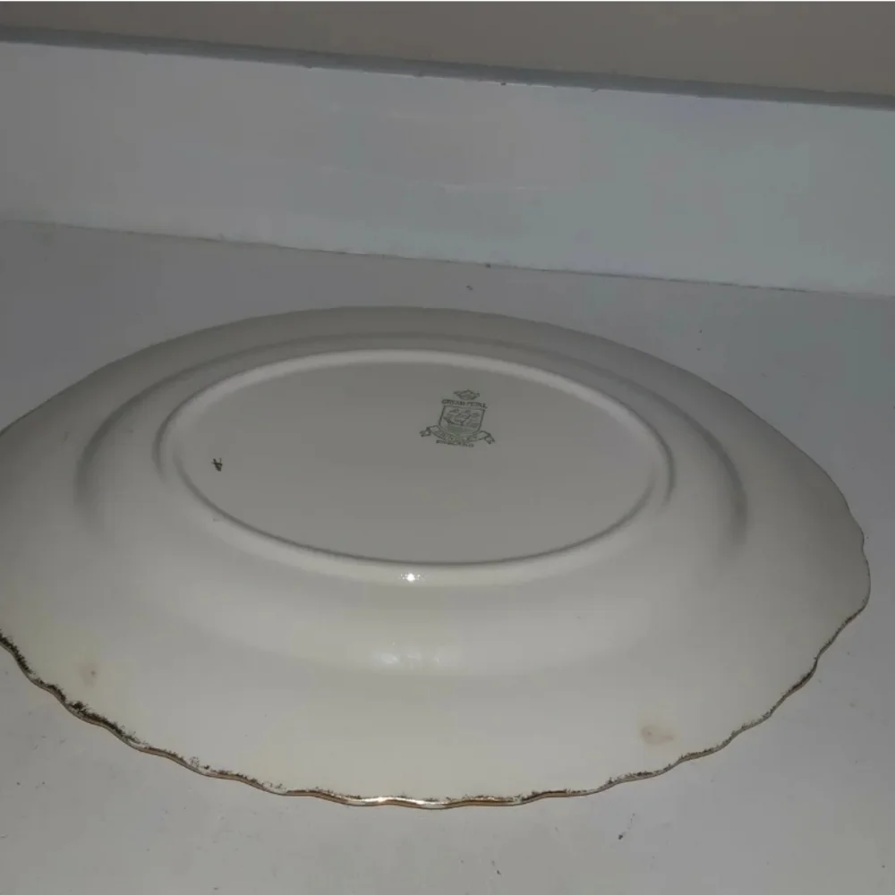 Vintage Cream Petal Grindley england plate ''A'' white/cream - Picture 3 of 7
